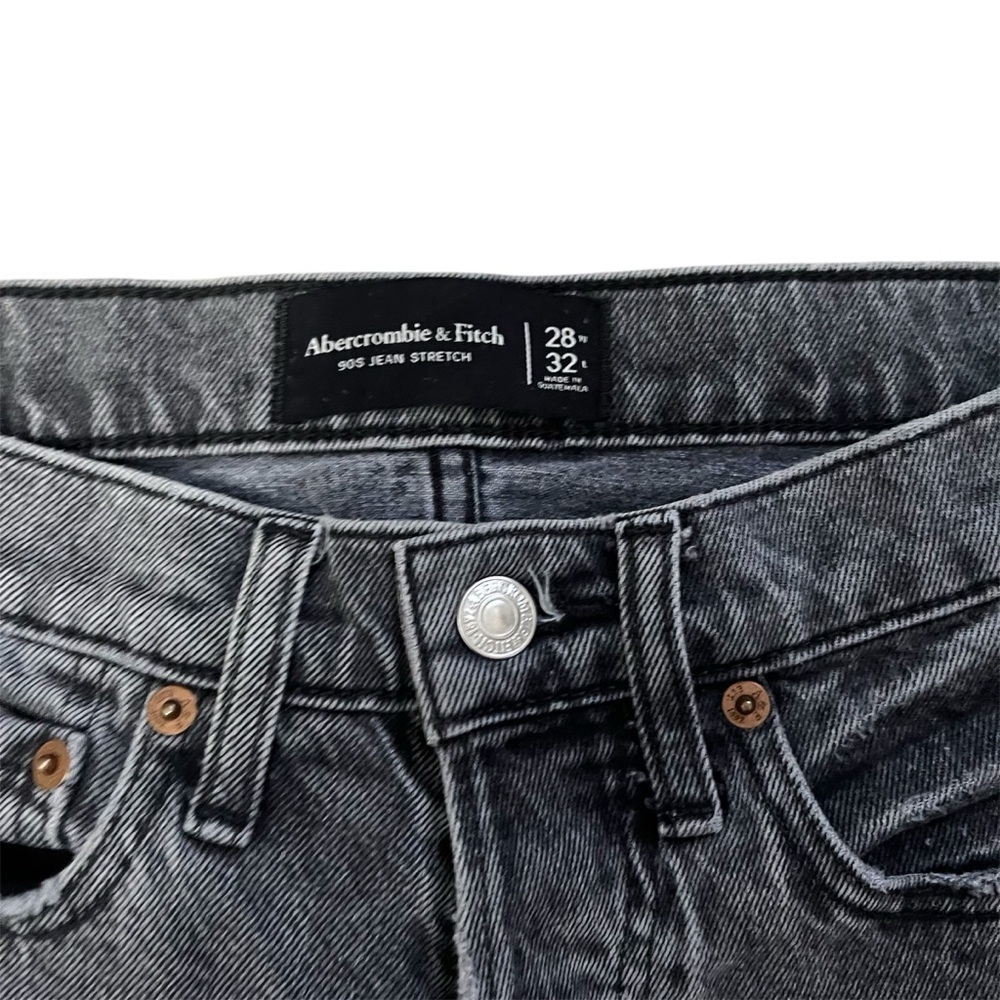 Abercrombie & Fitch Women’s 90s Stretch Straight Jeans in Grey | Size 28 - Picture 3 of 3